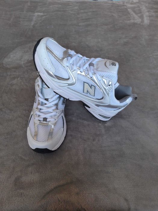New Balance 530 Silver | White