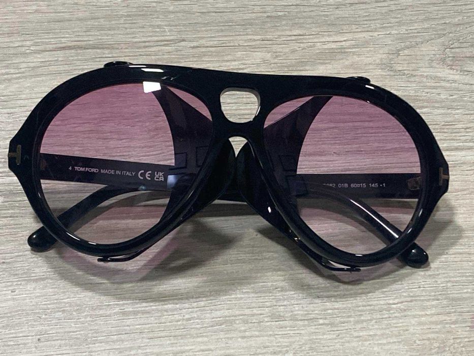 Слънчеви очила  Tom Ford Neughman TF882 01Y - As Seen On Bebe Rexha