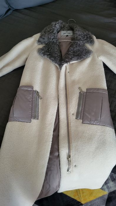 Продам зимнее пальто