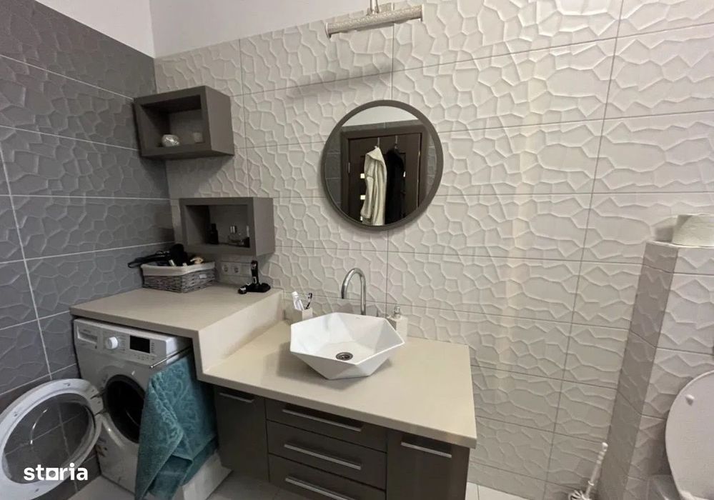Unirii - Inchiriere ap. 2 camere + loc de parcare