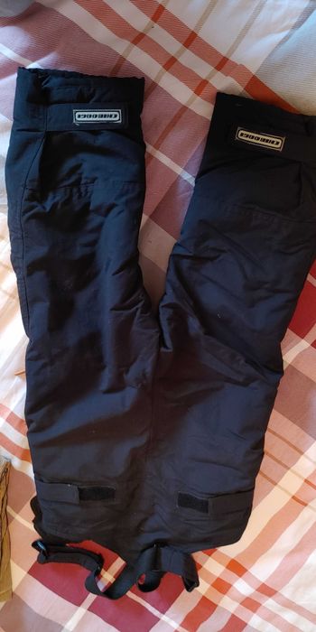 Зимни- ски гащеризон и ватирани джинси