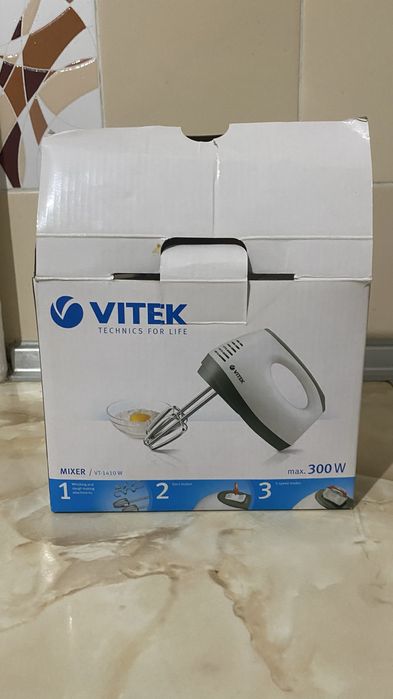 Миксер vitek в хорошем состоянии