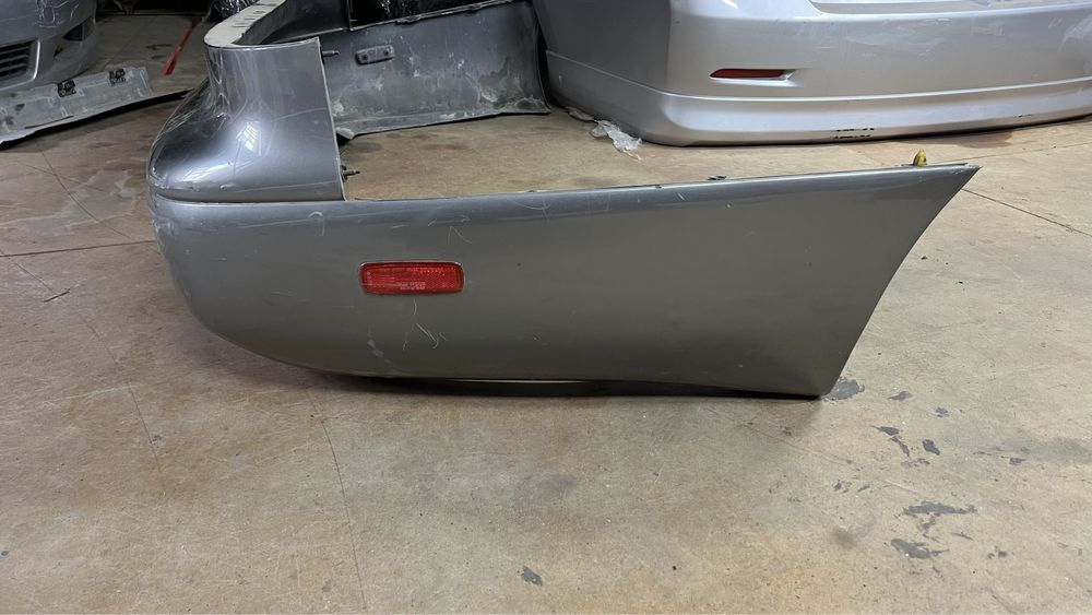 Задний бампер Тойота Аристо, Лексус