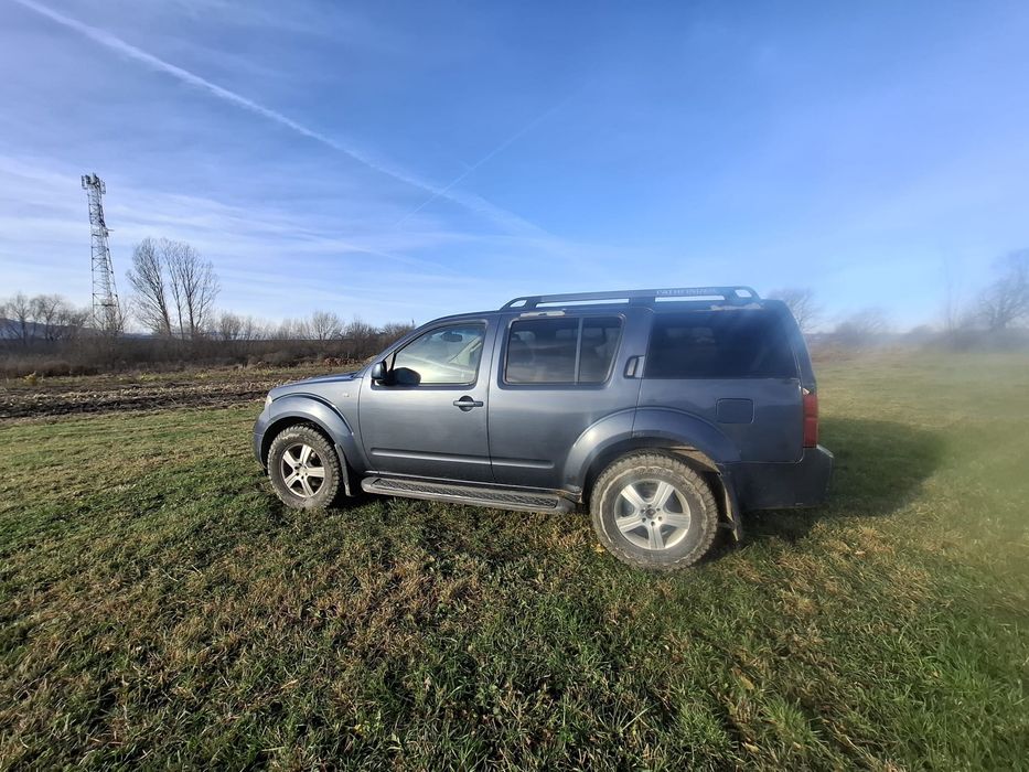 Nissan pathfinder