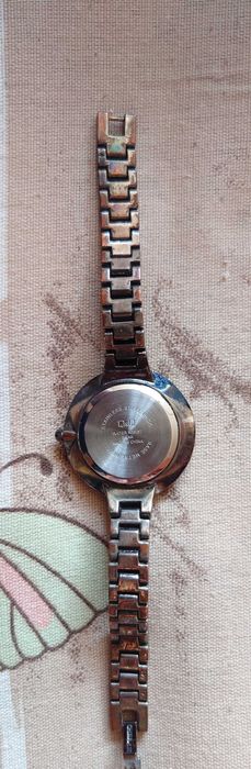 Дамски часовник Q&Q (за части)