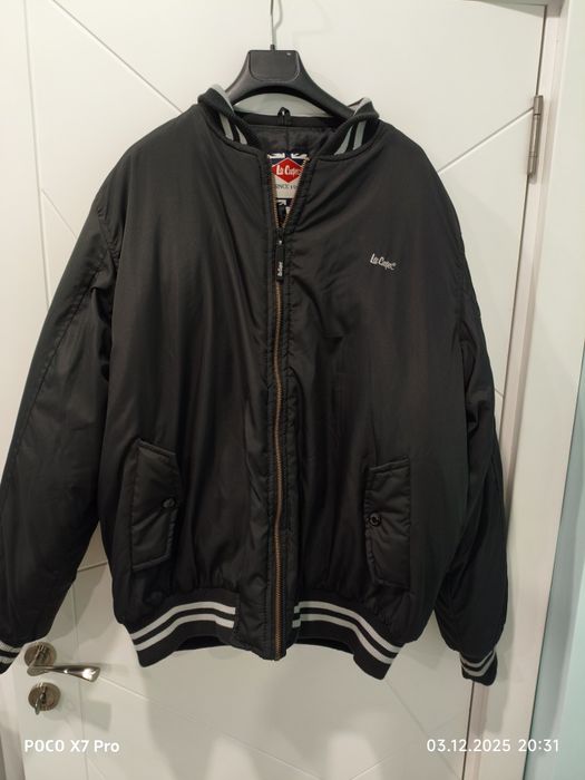 Продавам яке бомбър Lee Cooper