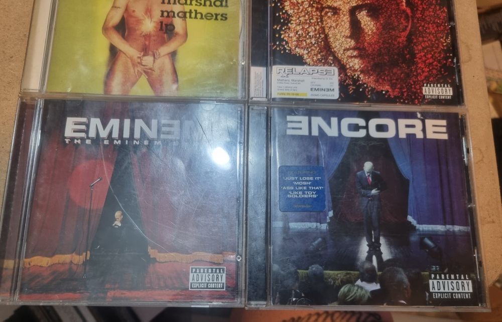 Дискове на Eminem