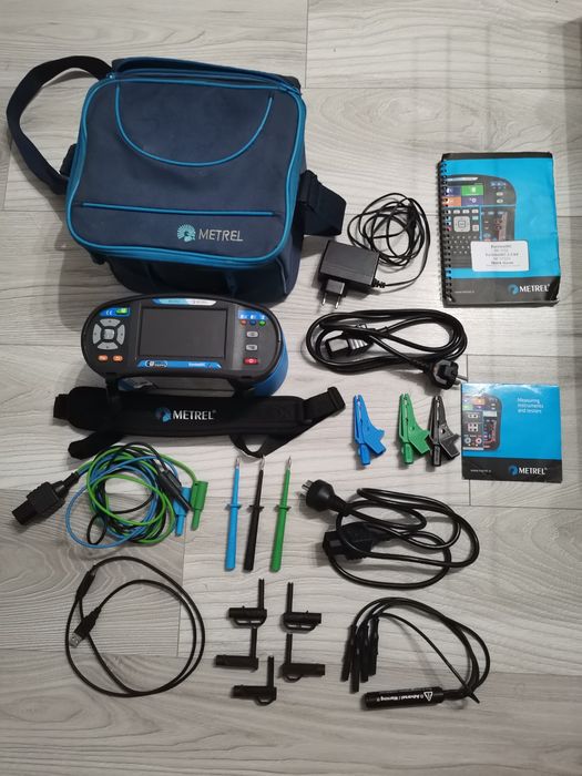Aparat de măsură si testare Metrel MI3152