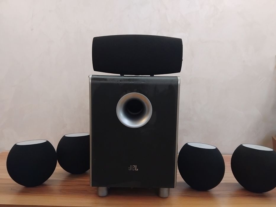 Jbl аудио система