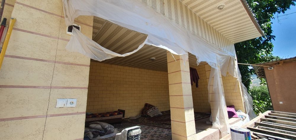 Дача учун ер сотилади.