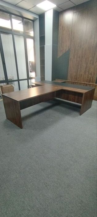 Директория парта , Boshliq sto'li