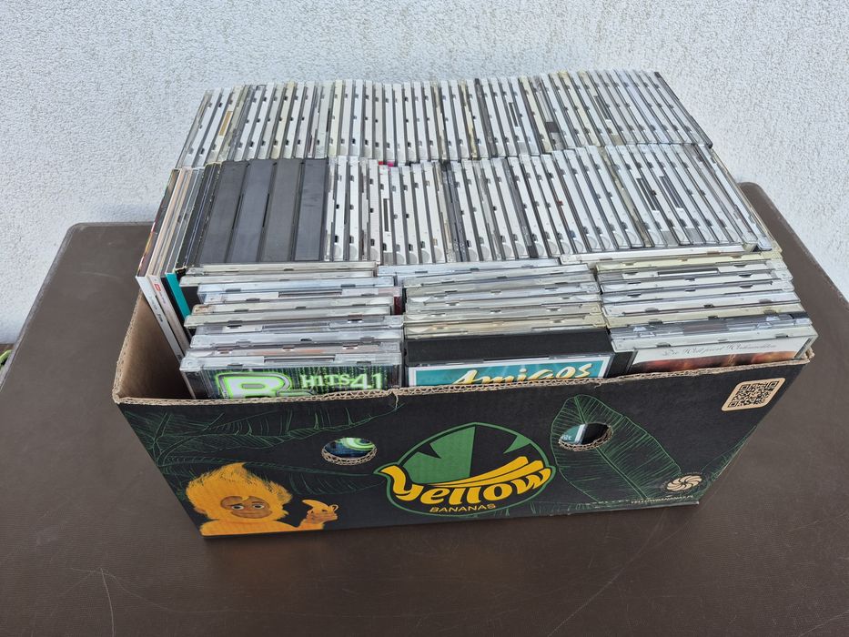 Vând Lot 100 CD cu muzica usoara mixta straina
- Tot lotul de 100 CD cu muzică usoara mixta straina 500 lei (aproximativ 5lei /1CD)
100 x 5 = 500lei