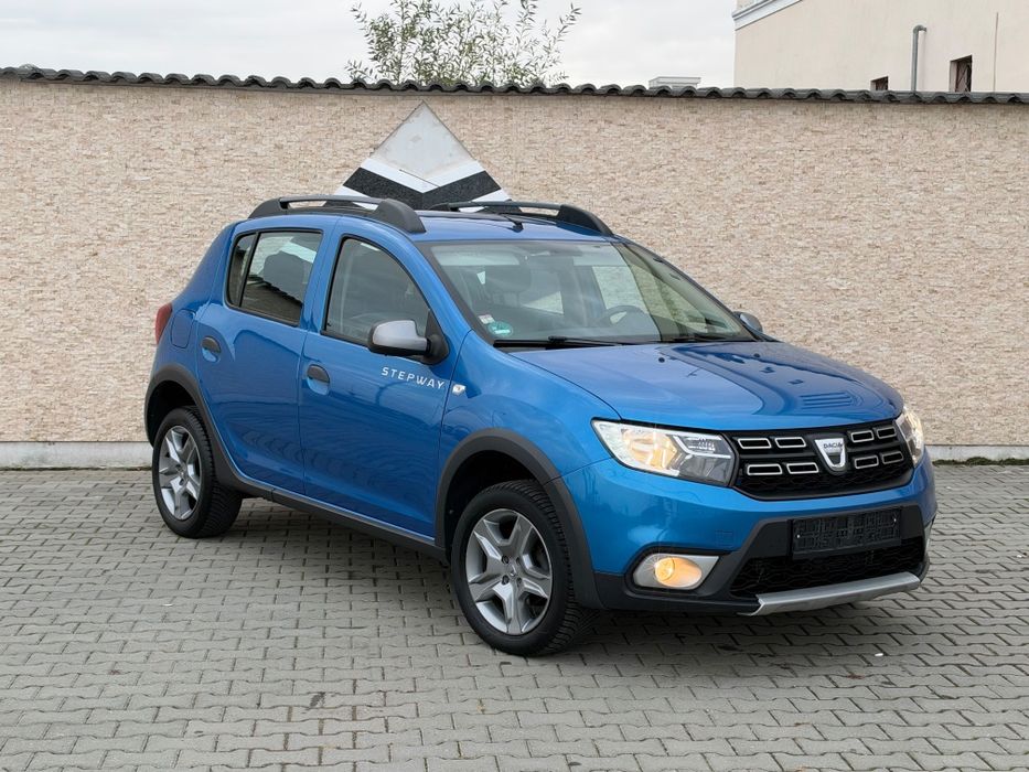 Dacia Sandero Stepway 2017 benzină, 5.850 € — imagine 3