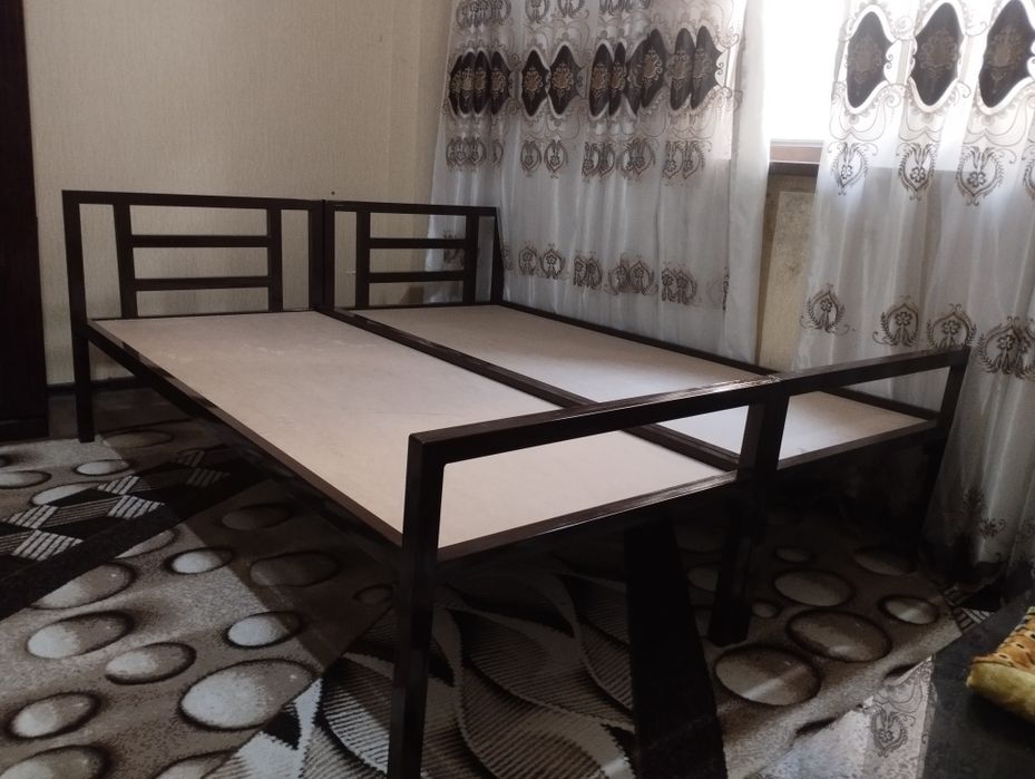 Kravat ishlab chiqarish.