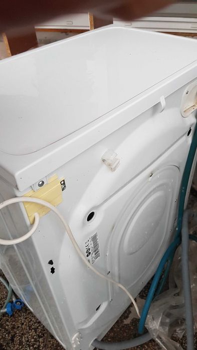 Пералня Indesit- работеща в добро състояние
