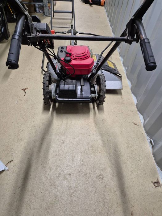 Mașină de tuns iarba HONDA 6161 HML