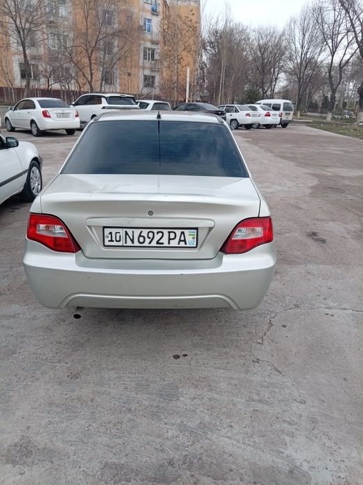 Срочна Нексия 2 сотилади 2009