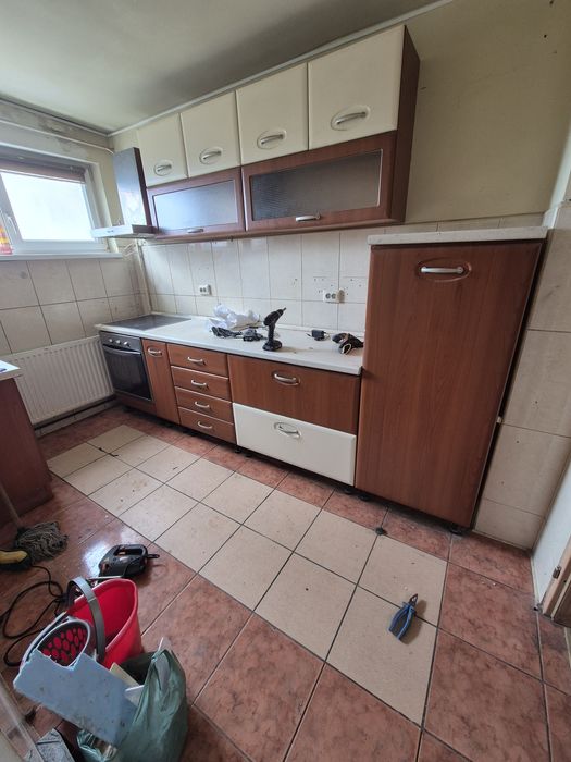 Mobila de bucătărie