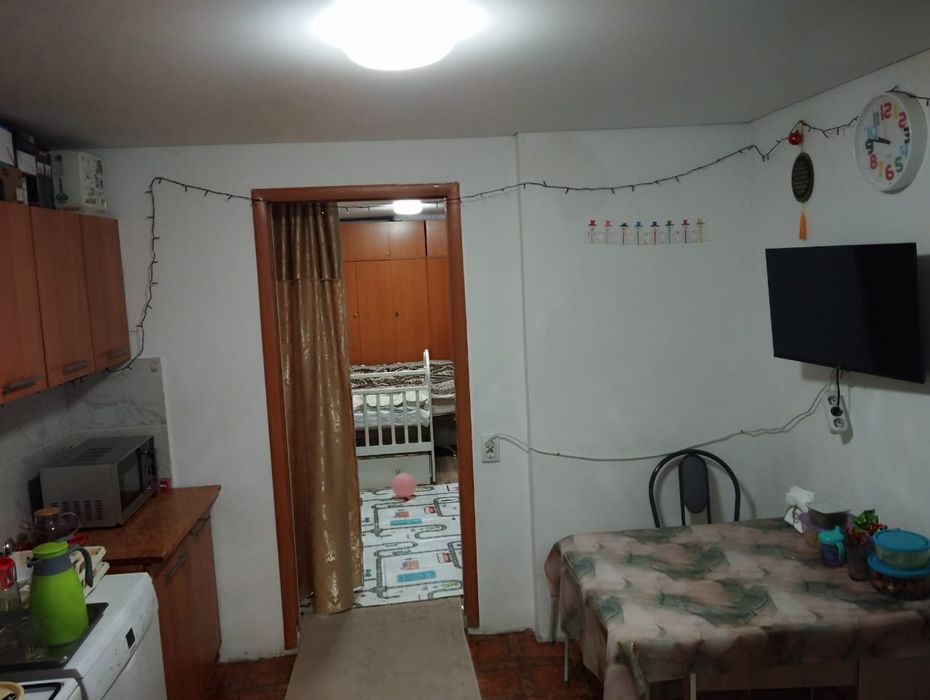 Продается дом с земельным участком