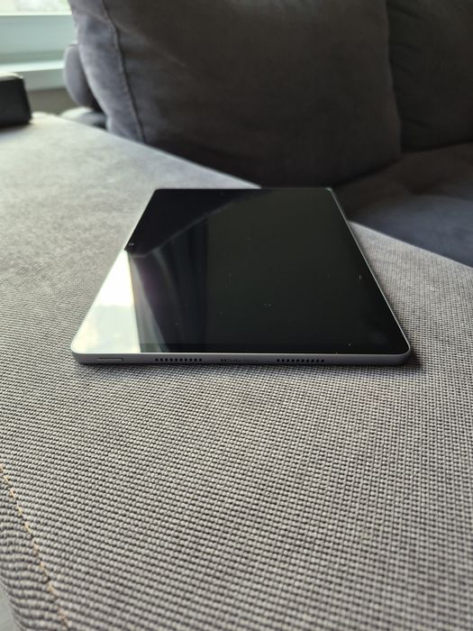 11 инча Таблет LENOVO IDEA TAB с оригинален кейс и писалка