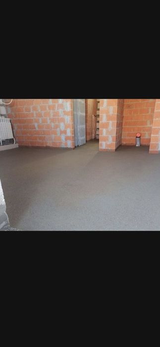 Стяжка пола/ Полусухая стяжка пола