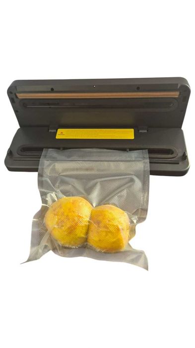 Aparat de vidat și sigilat alimente