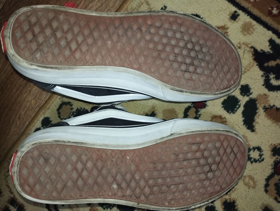 Продам кеды Vans
