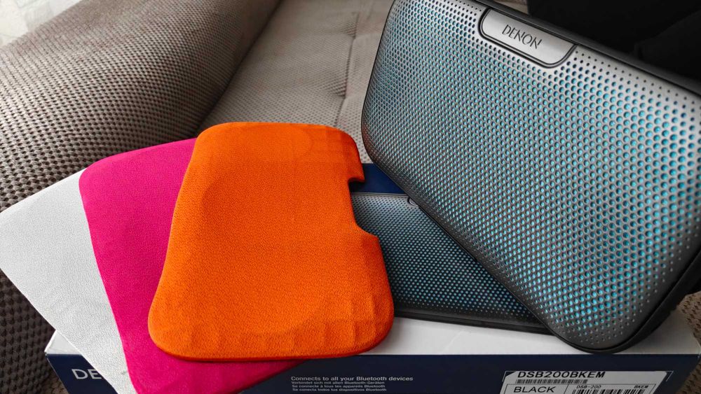 Преносим безжичен спийкър с Bluetooth - Denon Envayа.