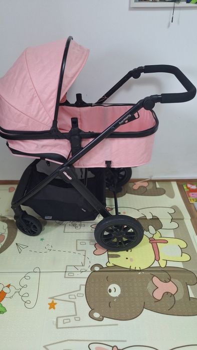 Carucior 3 în 1 fetite,folosit,dar este bine întreținut.
