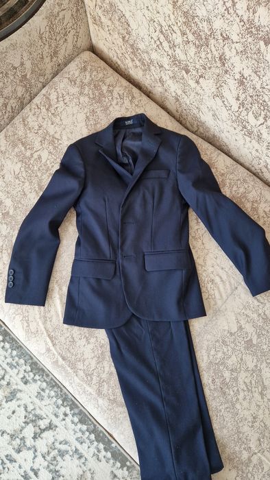 продам костюм брюки детский