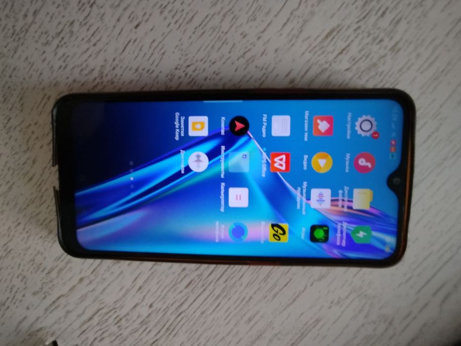 Samsung и oppo и redmi