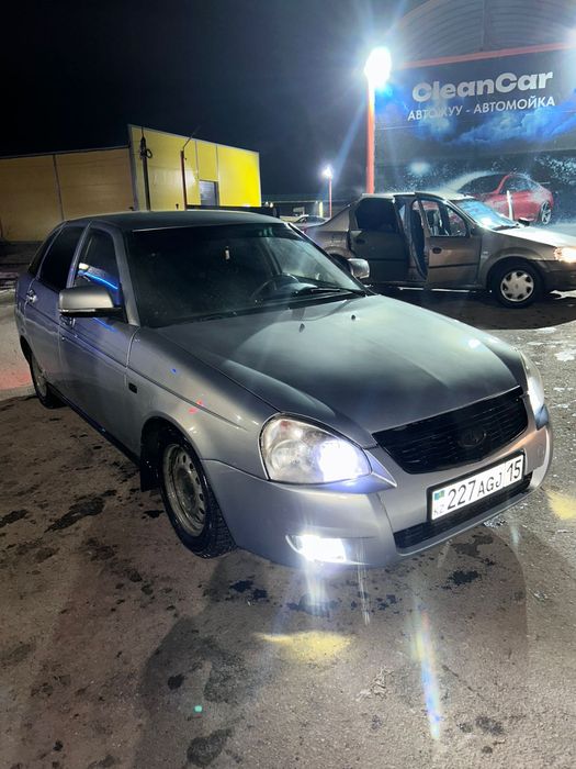 Продам приору в нормальном состояние