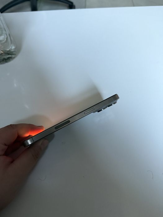 Iphone 15pro max ESIM