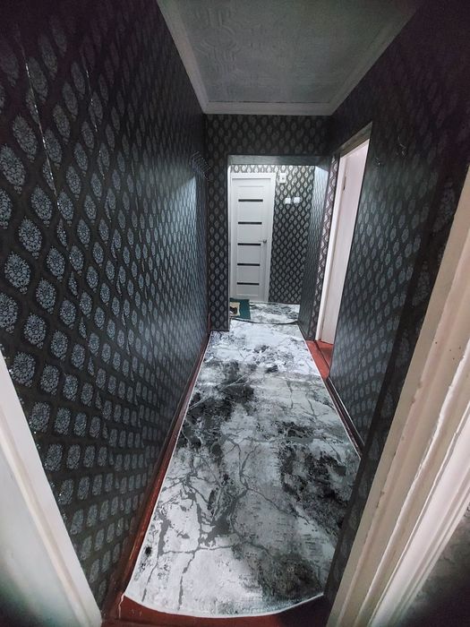 Srochno 2 xonali kvartira sotiladi