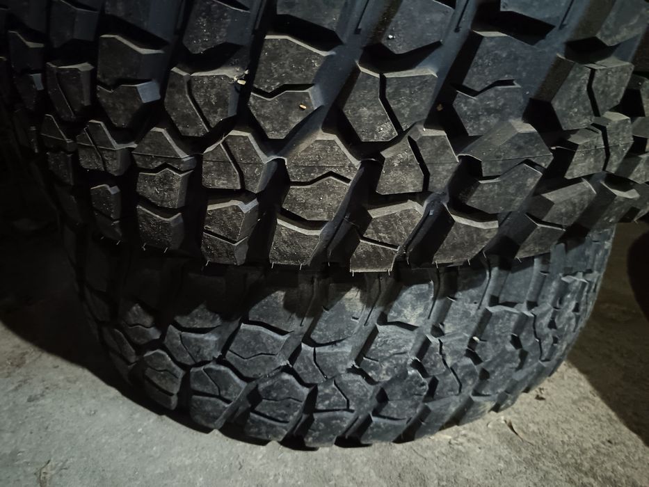 Anvelope mudterrain 255 75 17 bfgoodrich 2018 bune