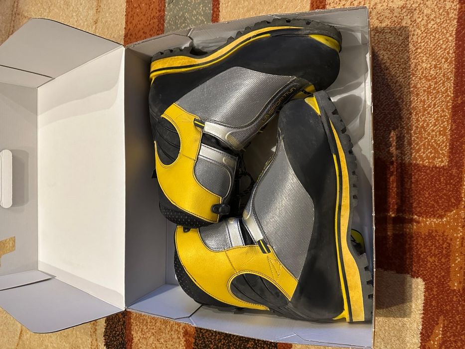 Bocanci  B3 Dublii Altitudine La Sportiva Spantik 43 1/2k