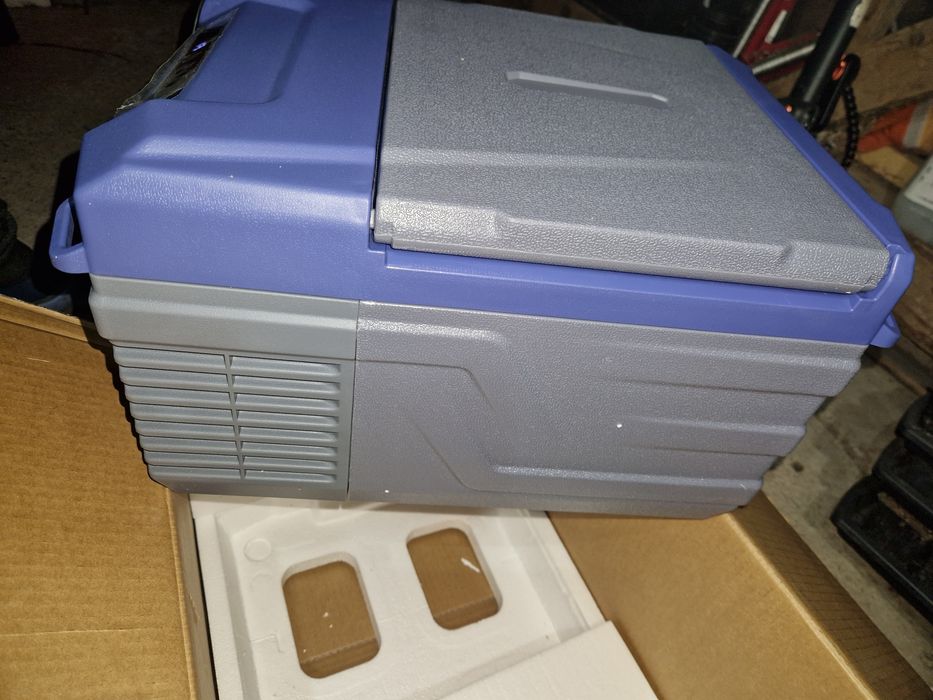 Frigider 12v cu compresor