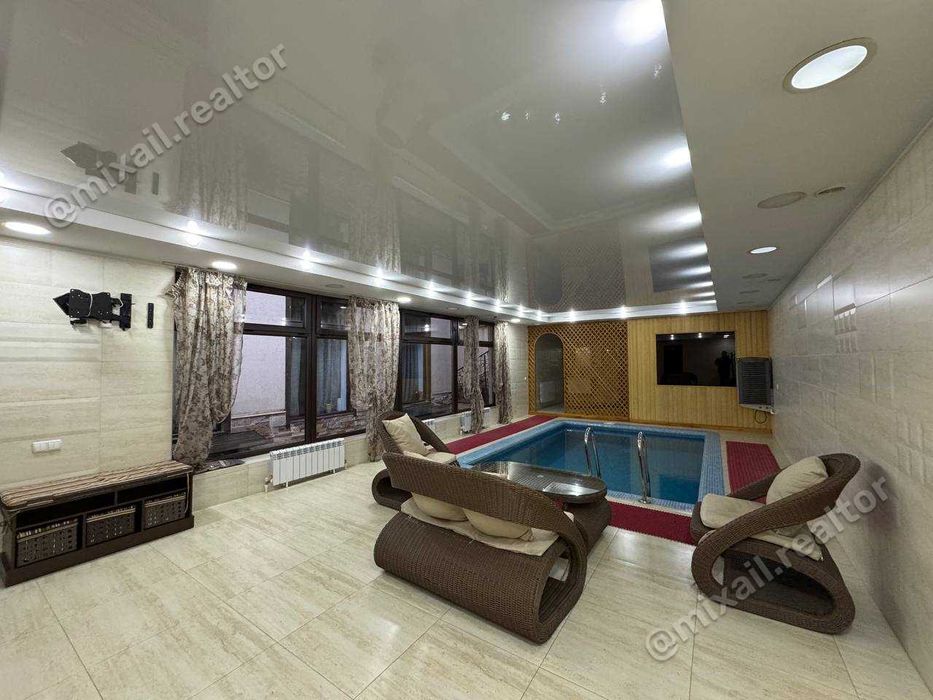 Продается Дом 582 м2 + 141 м2, 7,9 сот, Рисовый (87648)