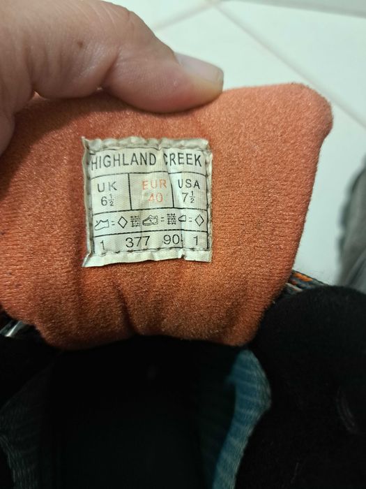 Туристически обувки