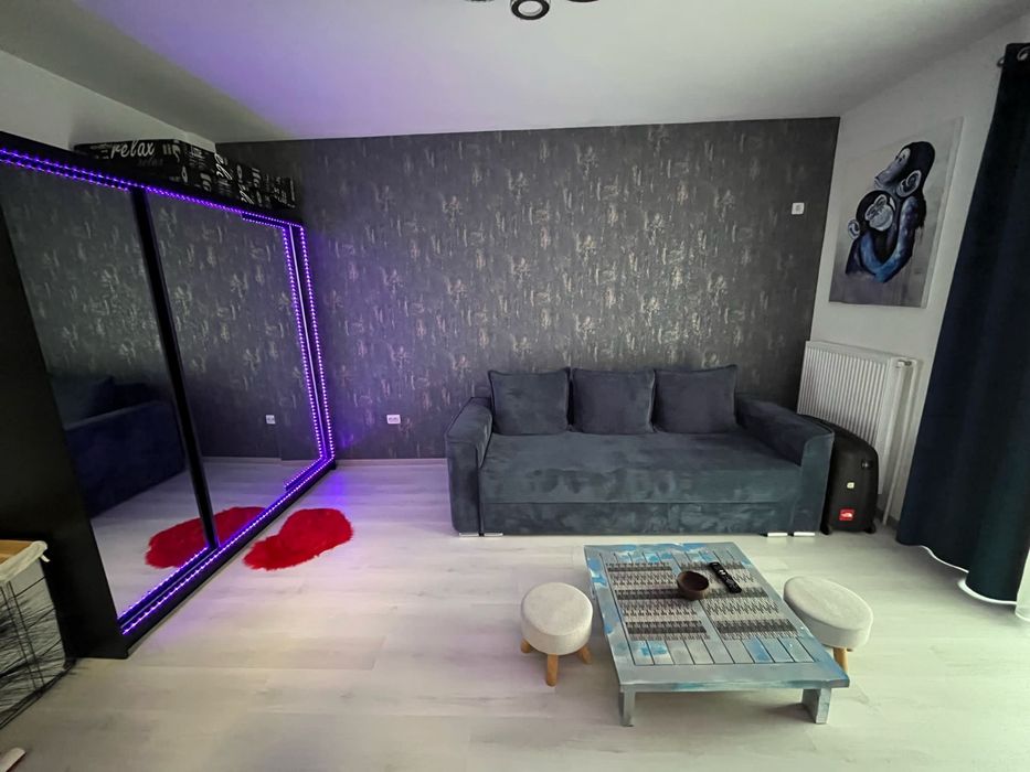 Inchiriez garsoniera Chiajna  (langa militari residence)