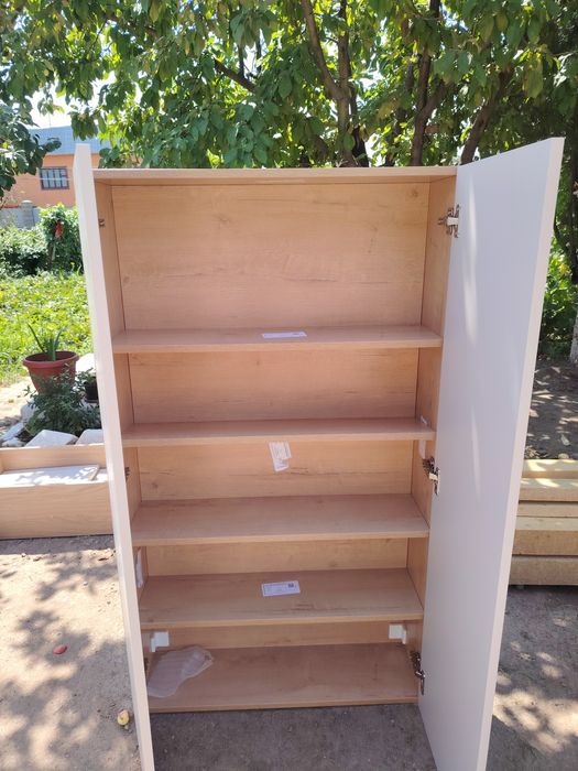 Продам новый абсолютно шкаф