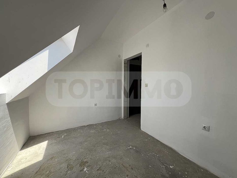 Продава се Двустаен апартамент в Варна, Трошево - 65 кв.м за 2000 €/кв.м - Снимка #7