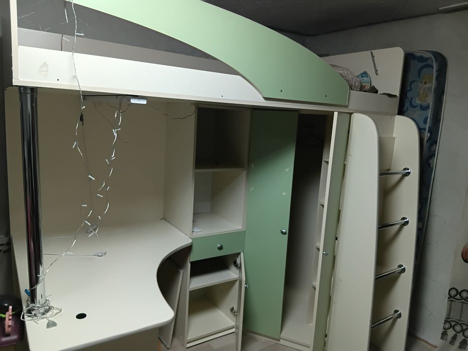 Кровать чердак  детская