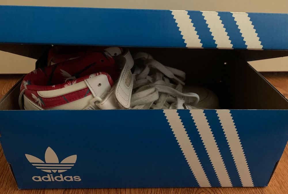 Кроссовки женские Adidas 37 размер б/у