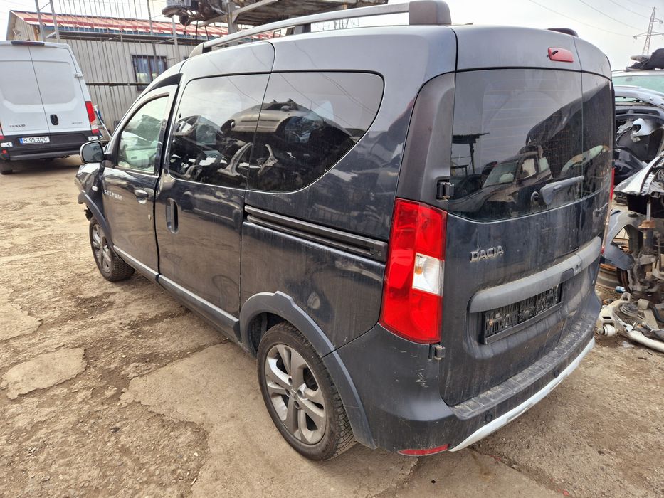 Dezmembram Dacia Dokker Stepway 2014 1.5dci Euro 5 Manual