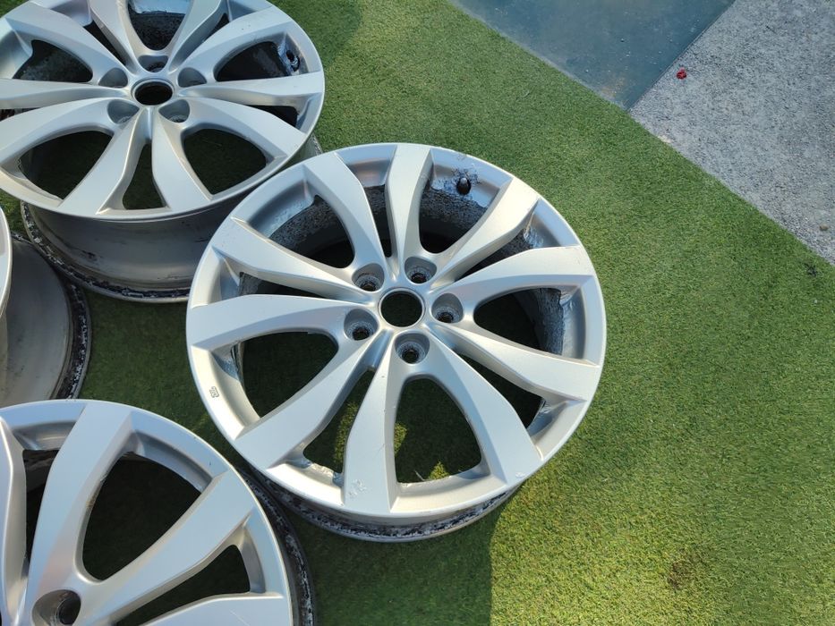 18 5x114.3 Mazda Kia лети джанти 5х114.3