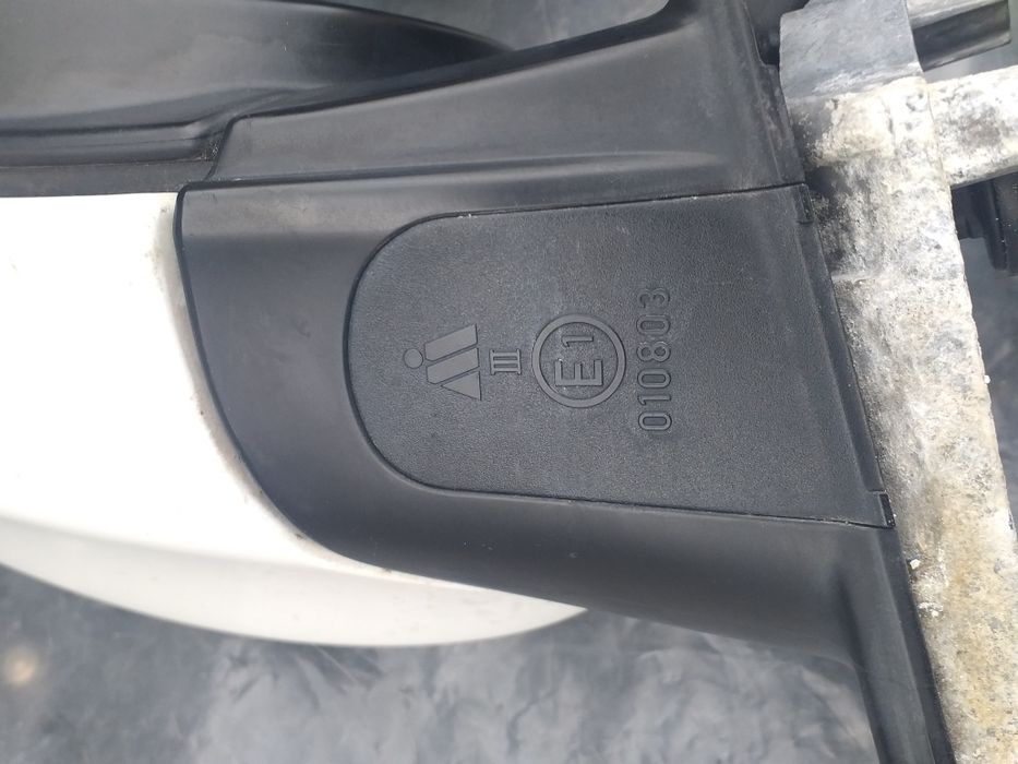 Oglinda+piese bmw e90