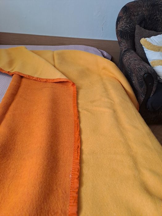 Зелен губер ръчно тъкан.Постелка за легло ръчно тъкана вълнена.Одеал