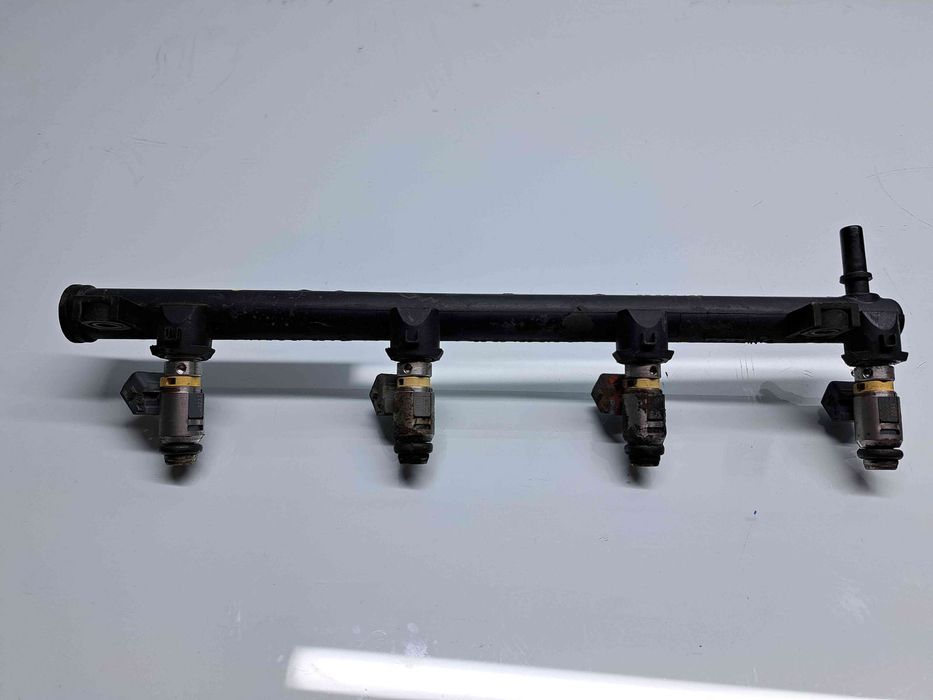 Rampa injectoare Dacia Logan (LS) [Fabr 2004-2012] 8200139674 1.6 B K4