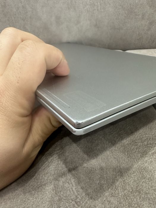 Продам Asus vivobook 14 (core i5-11)